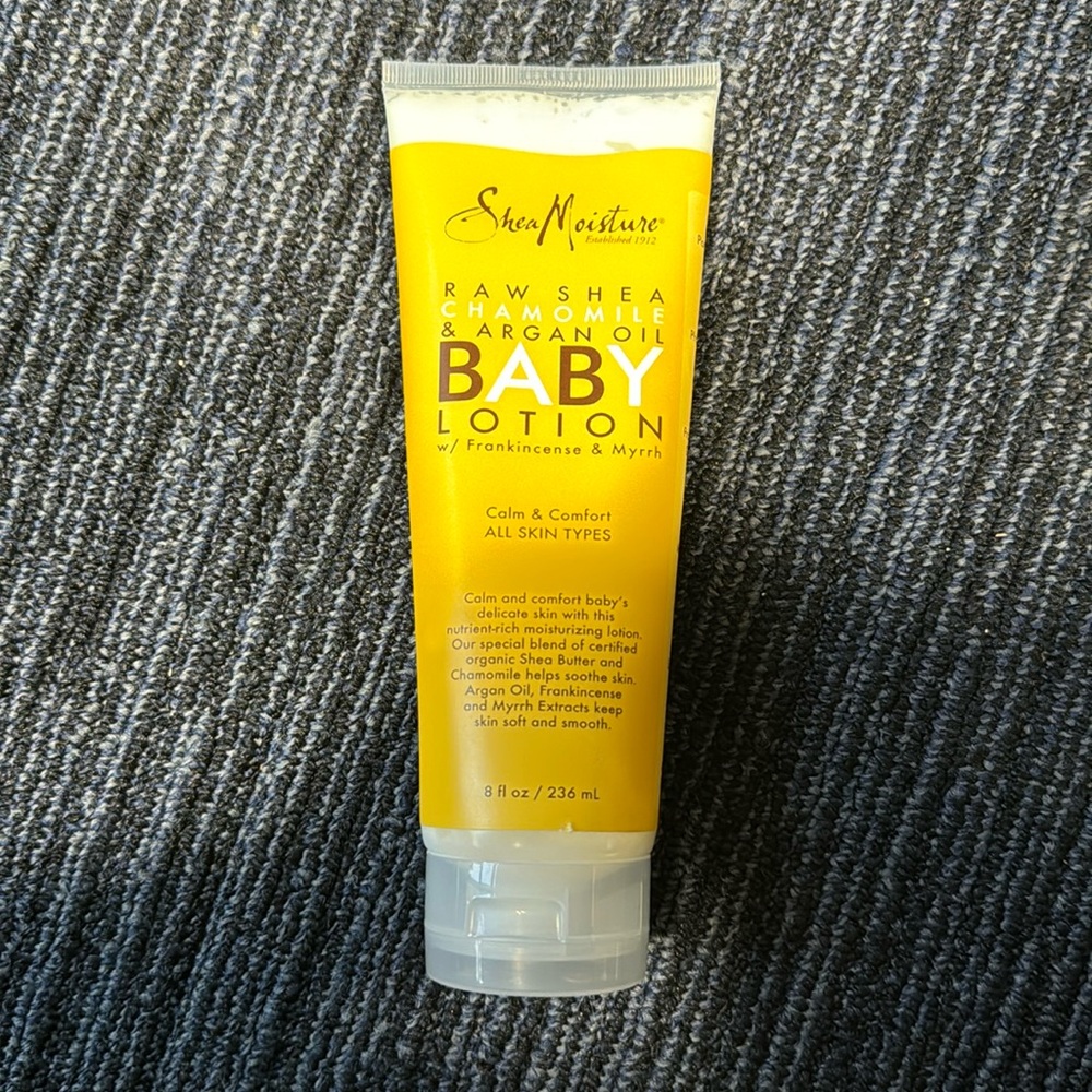 Shea moisture baby lotion 8 fl oz